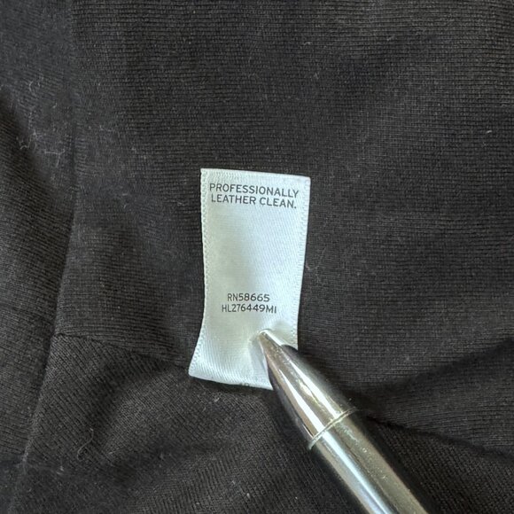 Hinge Womens Motorcycle Jacket Black Leather Full Zip Laser Cut Lined Size M NWT - Picture 16 of 16